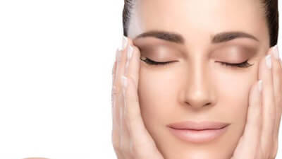 Підтяжка обличчя без скальпеля зі смас ліфтингом.