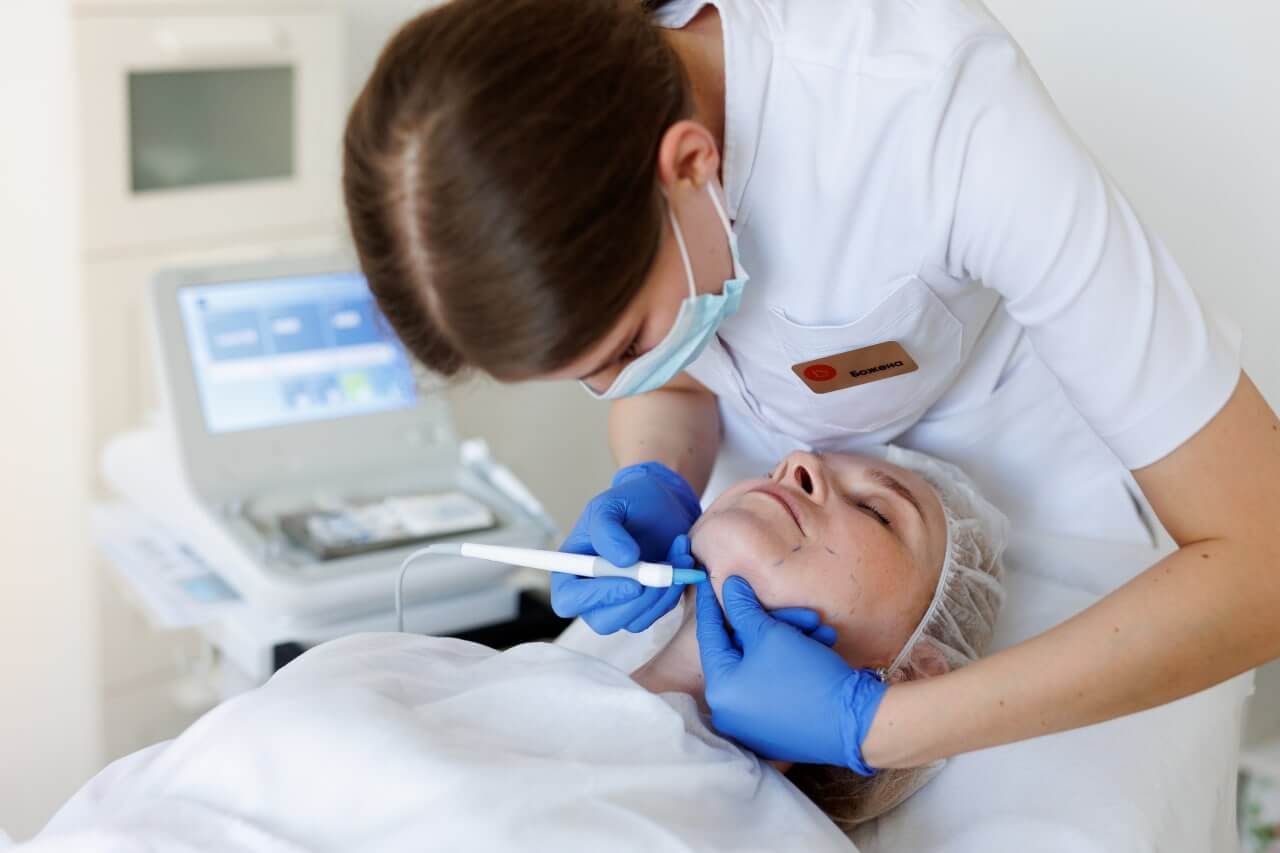 Ліфтинг обличчя Agnes